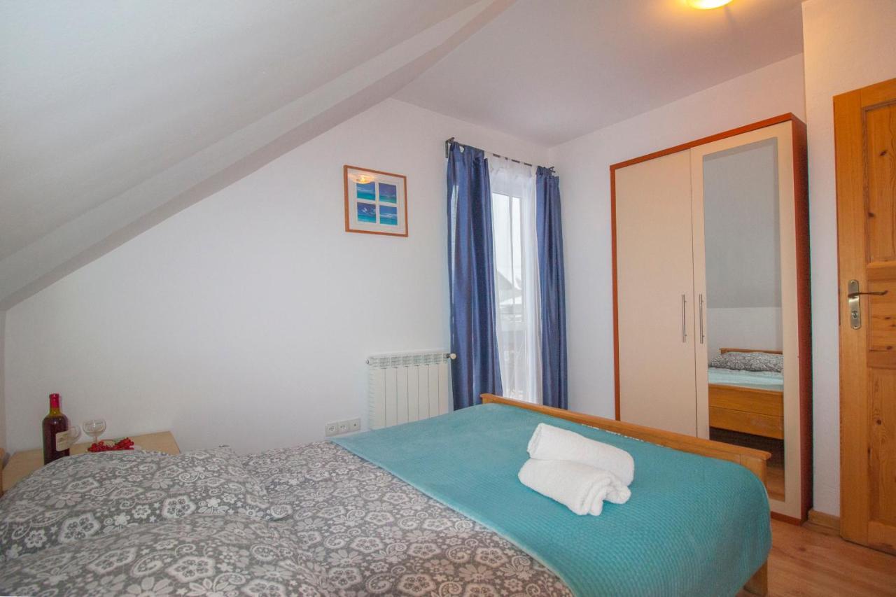 Bieszczadzki Brat Apartamenty Polańczyk Екстериор снимка